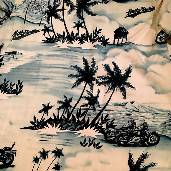 Harley Davidson Tori Richard ,Vintage Hawaiian style short sleeve shirt. - Picture 3 of 7
